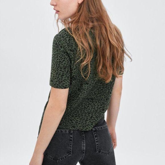 Zara Short Sleeve Top Green Leopard Print Small - Picture 4 of 8